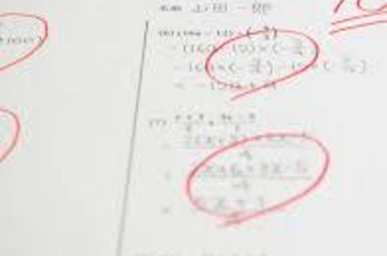 定期テストの成績100点がでました。